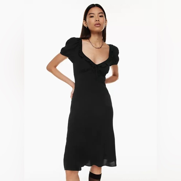 Sunday Best Letti Dress - Picture 1 of 7